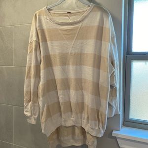 Free people pull over crew